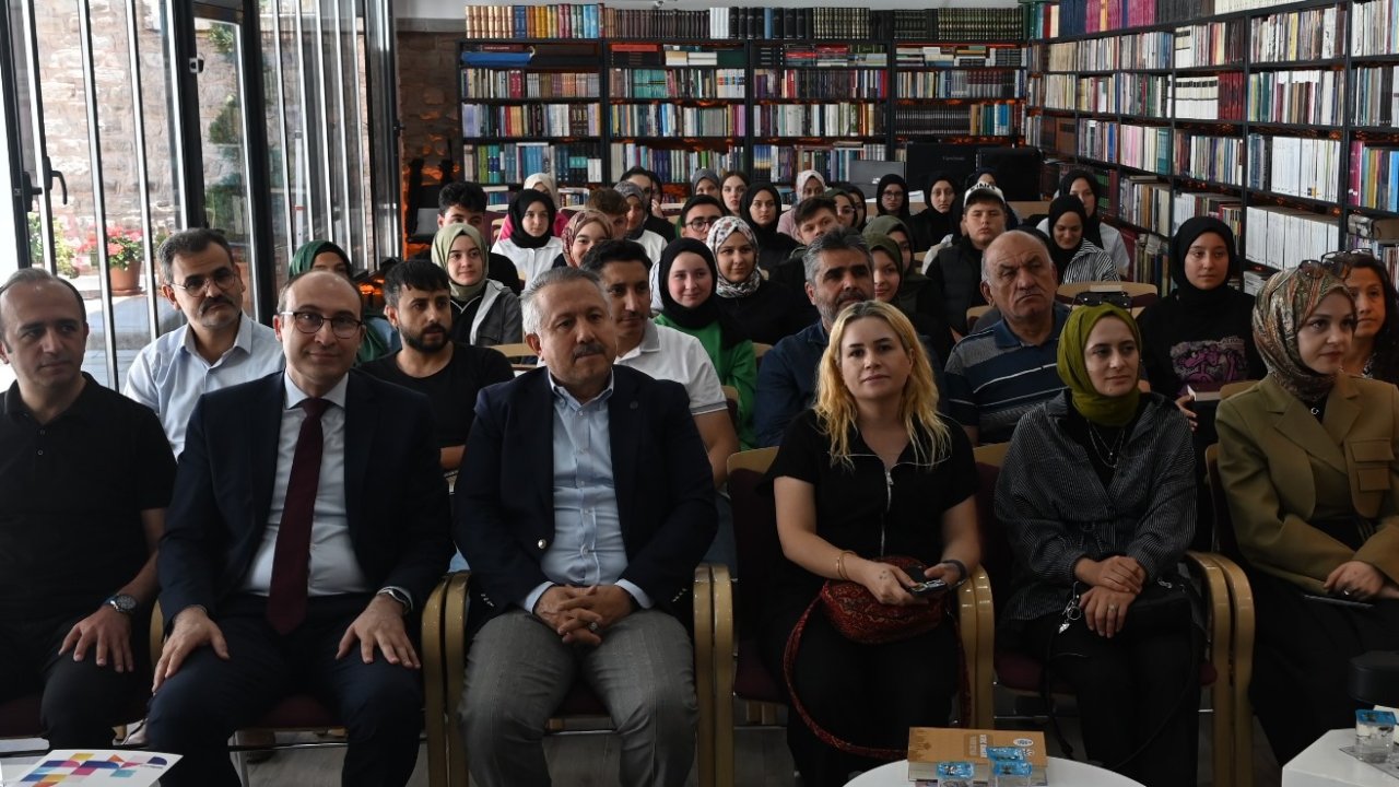 İsmil AİHL Öğrencileri TYB Konya Şubesi'nde "Teneffüs Buluşmaları"na Katıldı!