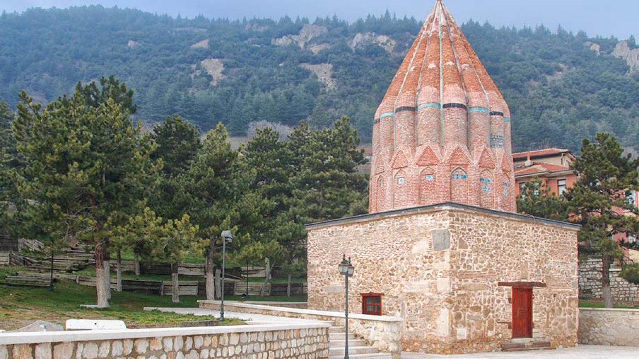 Akşehir Kalesi’nin kalbinde bir hazine!