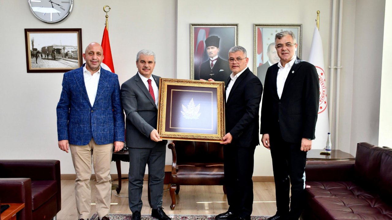 Konyaspor'dan Konya Valisi İbrahim Akın'a ziyaret