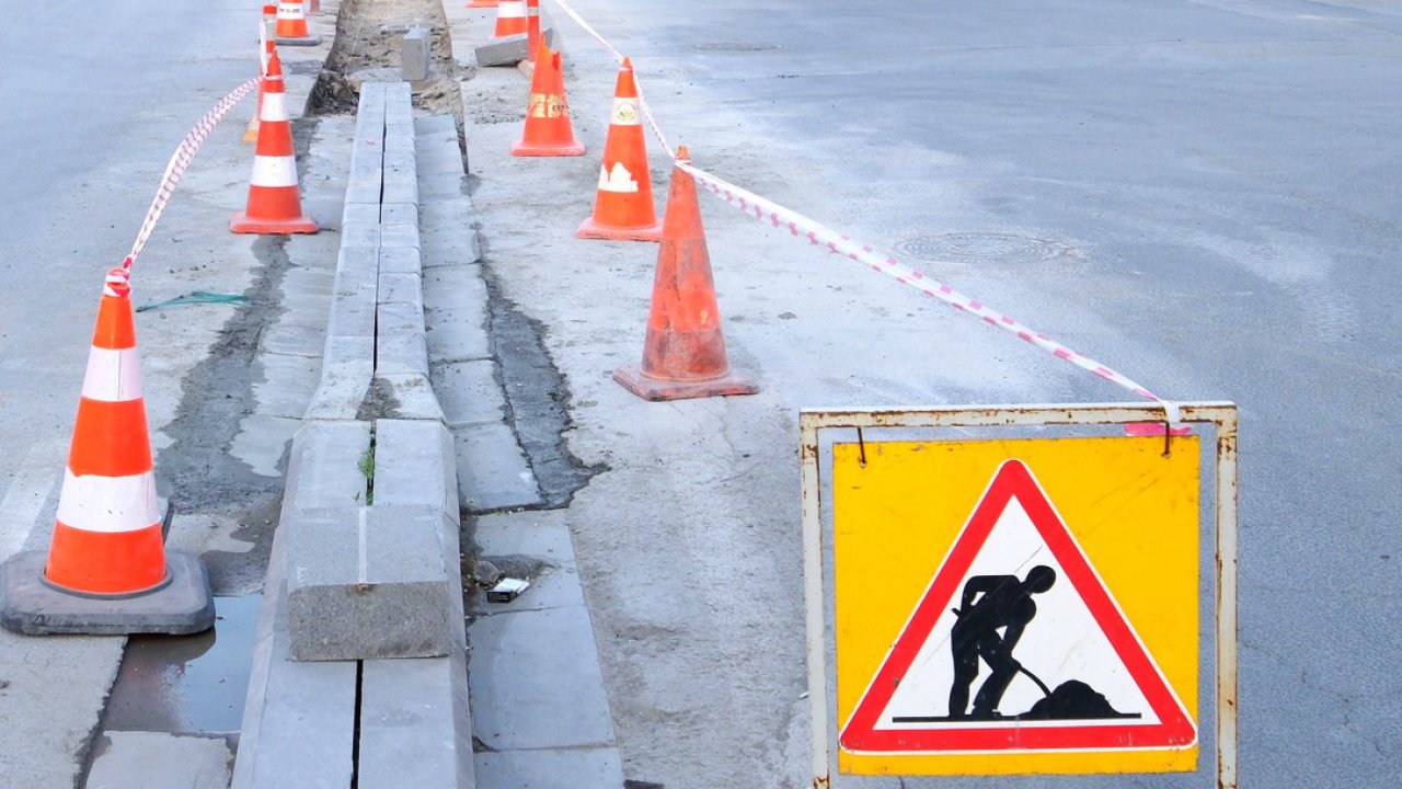 Konya'da gece mesaisi: Millet Caddesi'nde yol çalışması başladı!