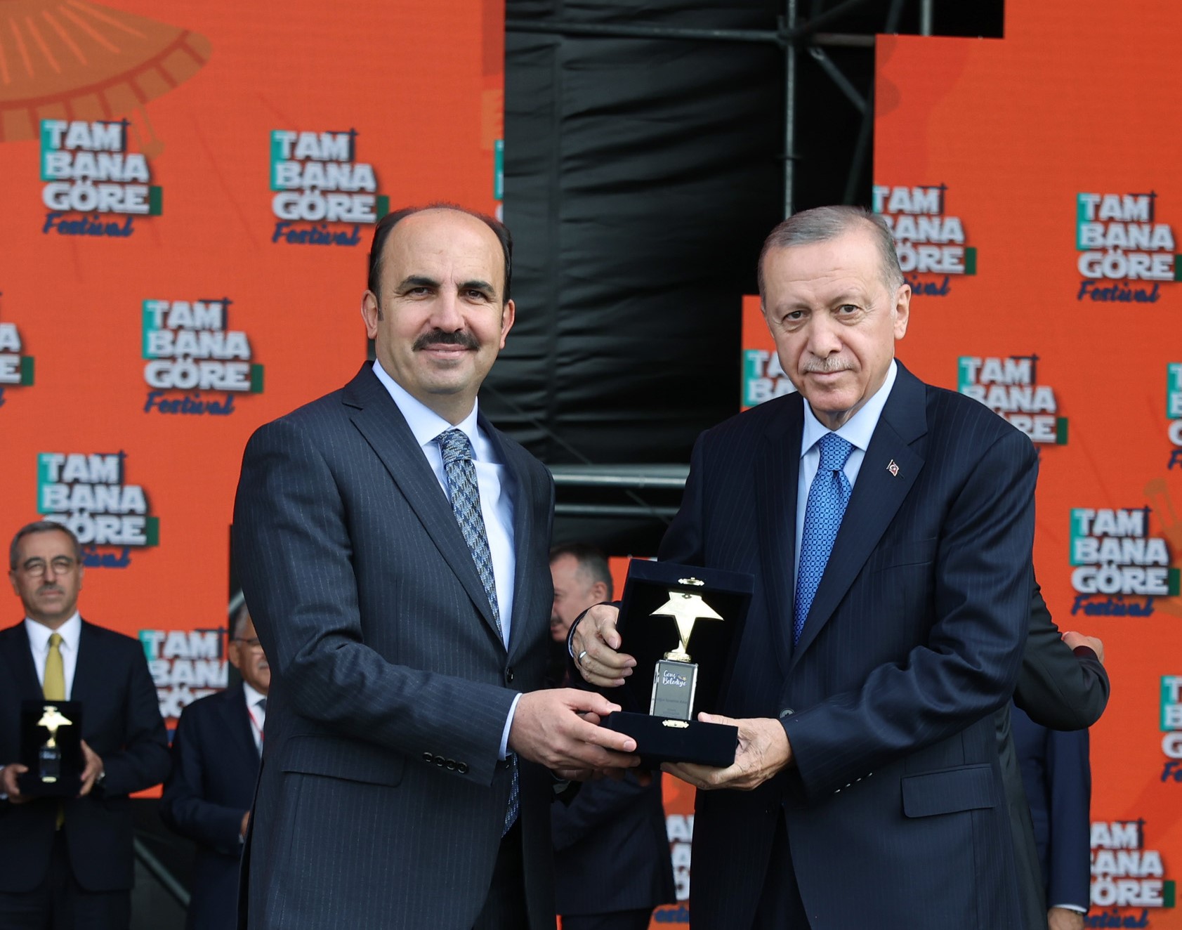 Cumhurbaşkanı Erdoğan’dan Başkan Altay’a “Gençlik Projeleri” Ödülü