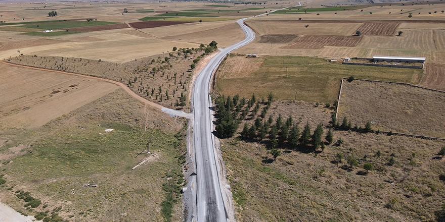 Konya Büyükşehir Belediyesi, mahalle yollarındaki çalışmalarını sürdürüyor