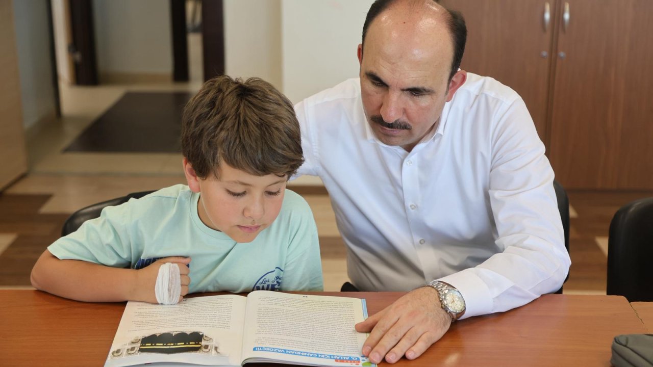 Başkan Altay'dan Genç KOMEK Yaz Okulu öğrencilerine ziyaret