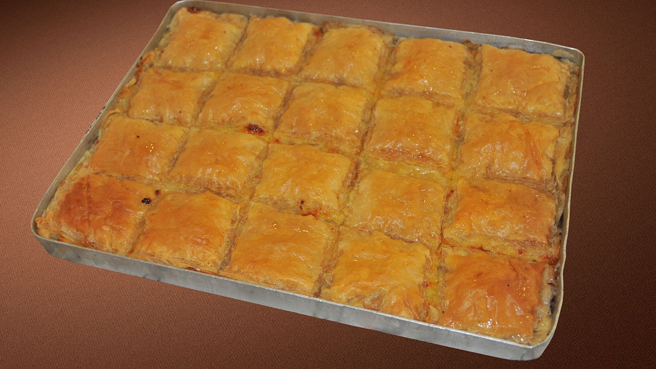 Akşehir'in sır gibi saklanan lezzeti: Akşehir Peynir Baklavası