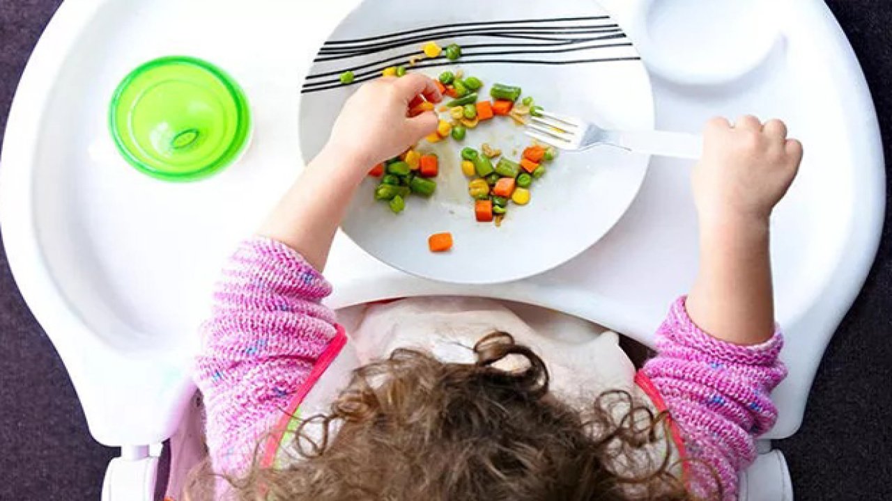 Çocuk beslenmesinde sık yapılan 5 hata: Uzmanlar uyarıyor!