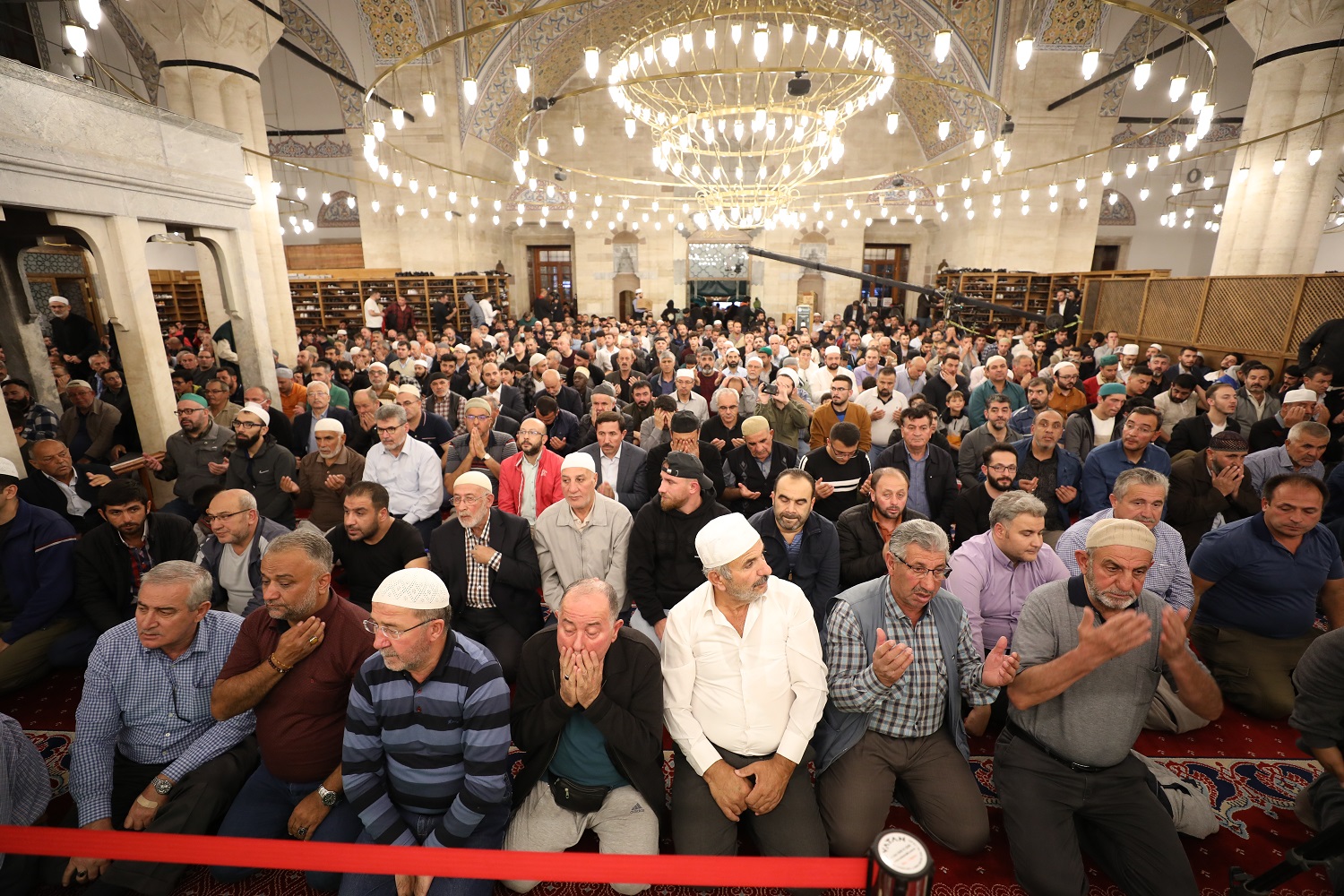 Hasan Kılca: Gönül Yolculuğumuzda Hemşehrilerimizle Dualarda Buluştuk