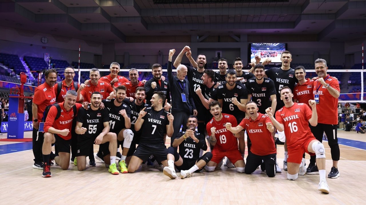 A Milli Erkek Voleybol Takımı Almanya'yı mağlup etti