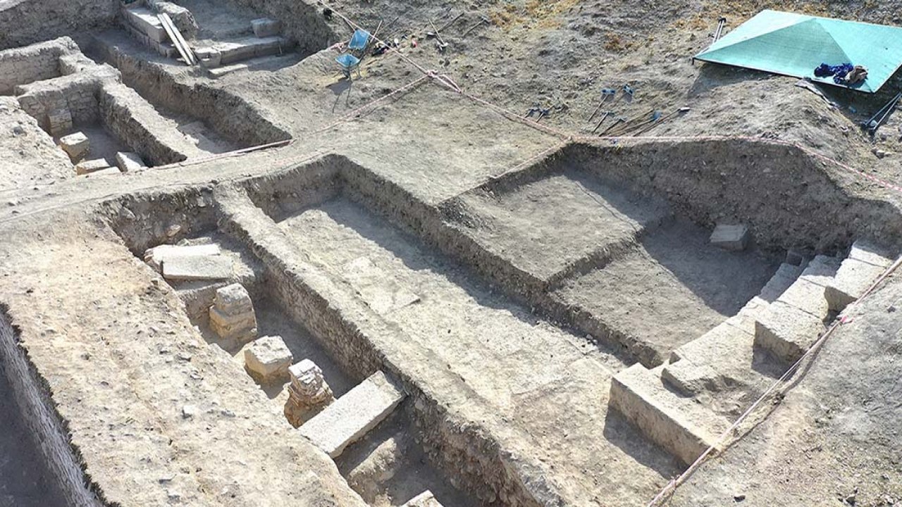 Tarihin sessiz tanığı: Yağlıbayat ve Savatra Antik Kenti ziyaretçilerini bekliyor!