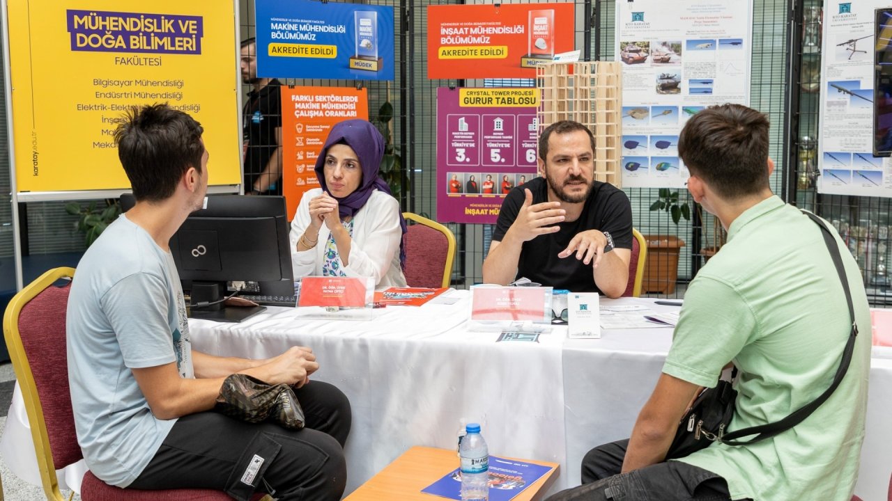 KTO tercih döneminde üniversite adaylarının yanında