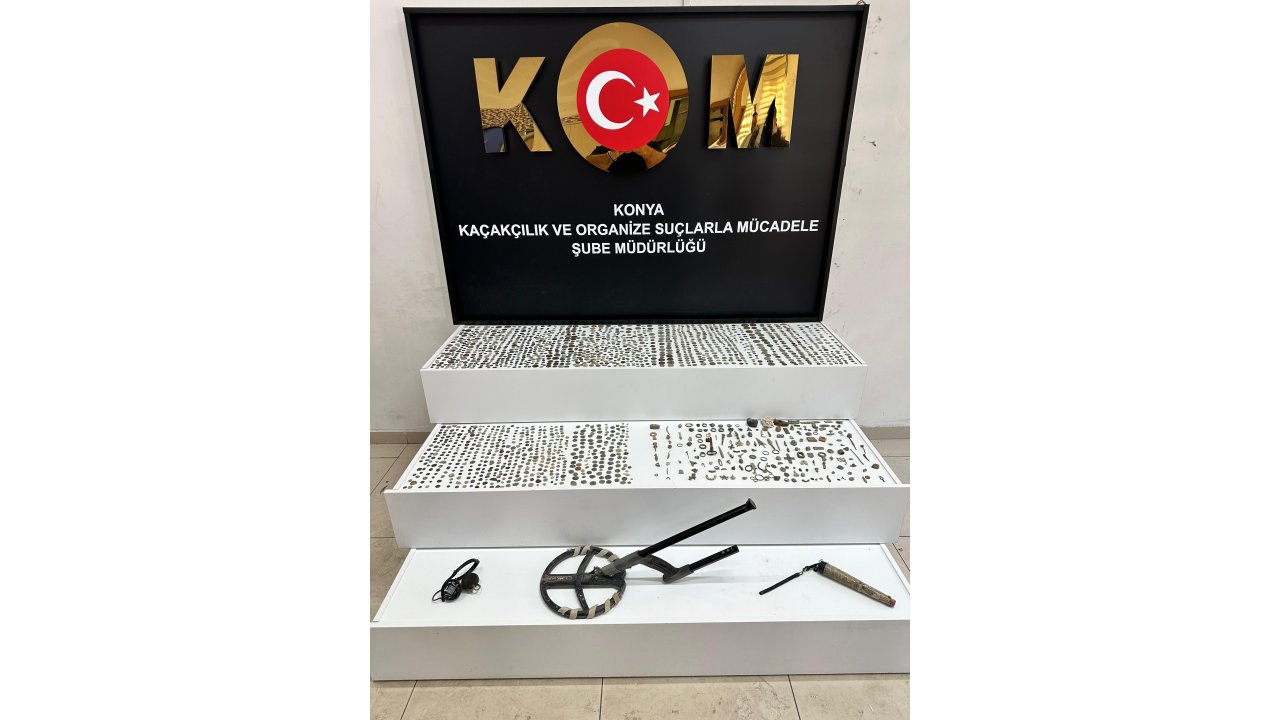 Konya'da tarihi eser operasyonu! Binden fazla sikke ele geçirildi