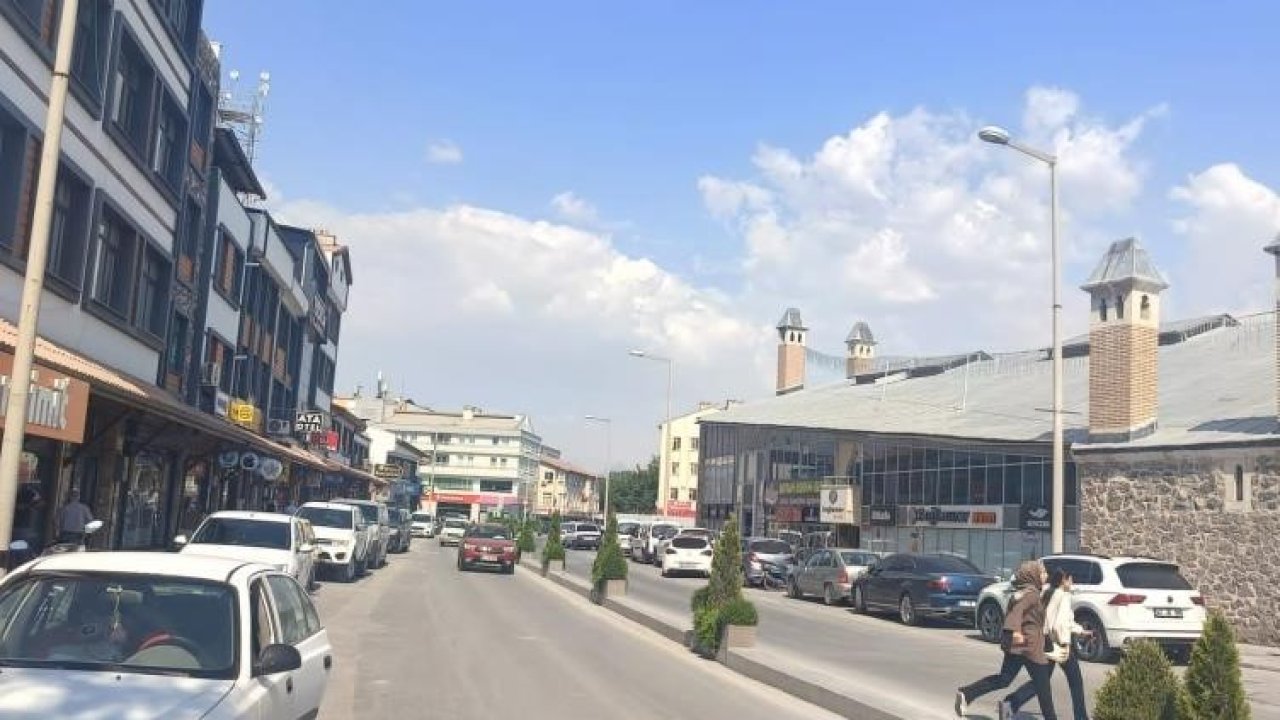 Karapınar’da termometreler 41.5 dereceyi gösterdi