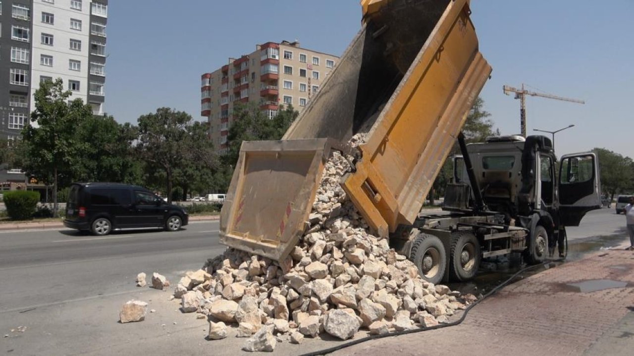 Konya'da seyir halindeki kamyonda yangın paniği