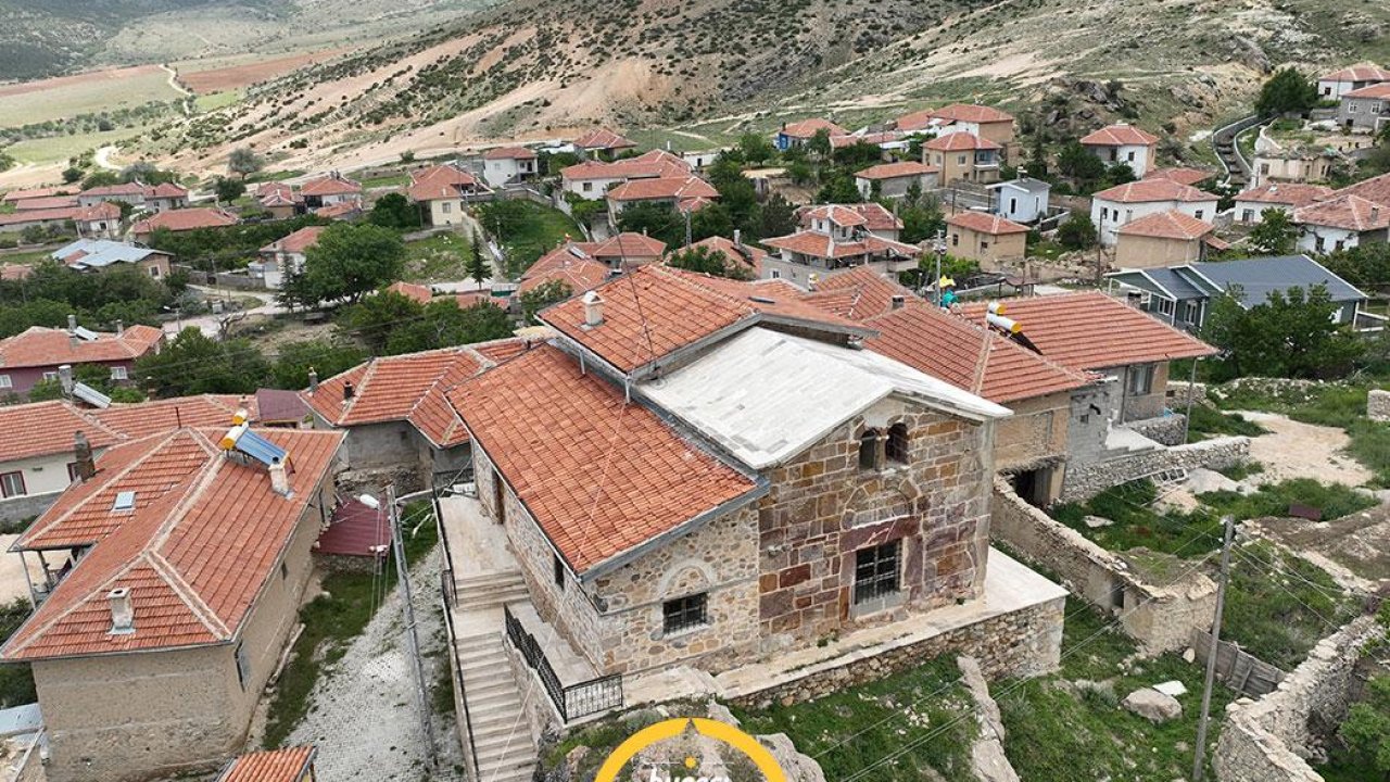 Bin yıllık sessiz tanık: Kiliseden camiye dönüşen taş kilise zamana direniyor!