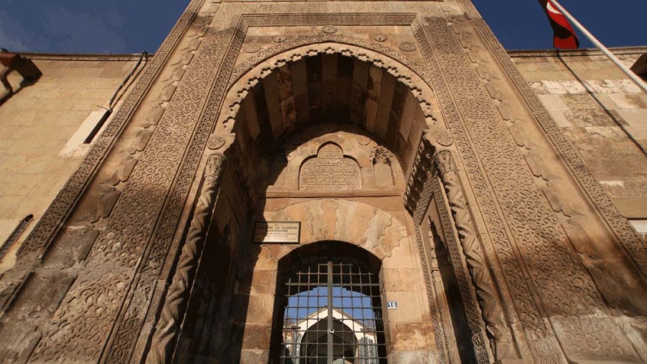 Sırçalı Medrese: Selçuklu’nun fıkıh mirası gün yüzüne çıkıyor!