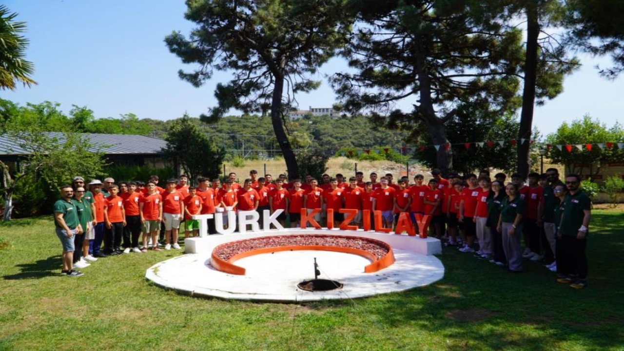 53 ilden gençleri Türk Kızılay ağırlıyor!