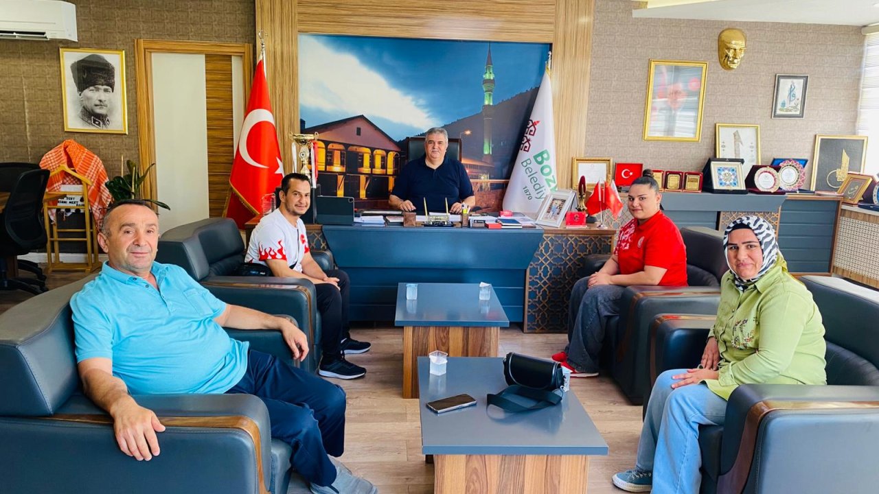 Avrupa Şampiyonu Halterci Sudenaz Yılmaz'dan Başkan Karabulut'a ziyaret!
