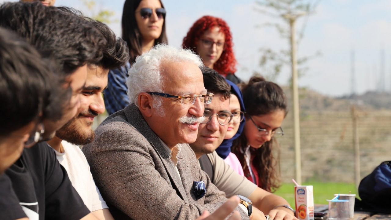 NEÜ Rektörü Prof. Dr. Cem Zorlu tercih döneminde adaylara seslendi