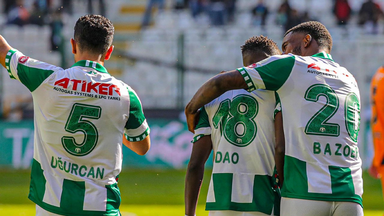 TFF serbest tuttuğunu açıklamıştı: Konyaspor forma yazı fontunu değiştirecek mi?