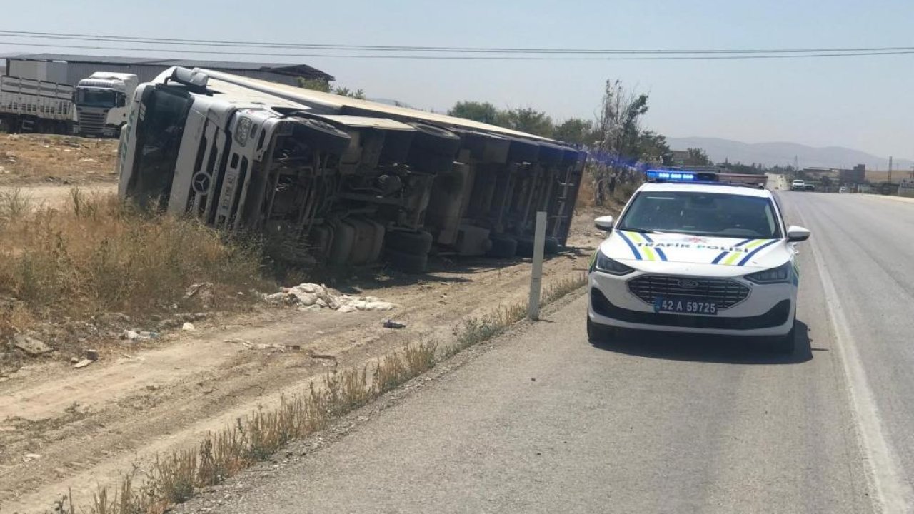Konya'da kontrolden çıkan tır devrildi