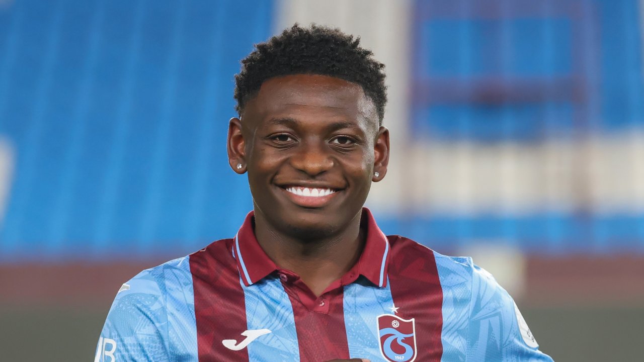 Trabzonspor Kazeem Olaigbe'yi transfer etti