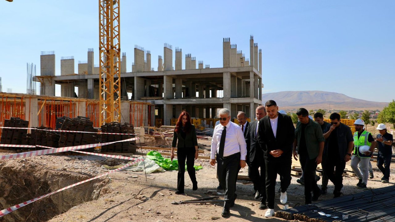 Vali Akın Meram Gödene Huzurevi İnşaatını inceledi!