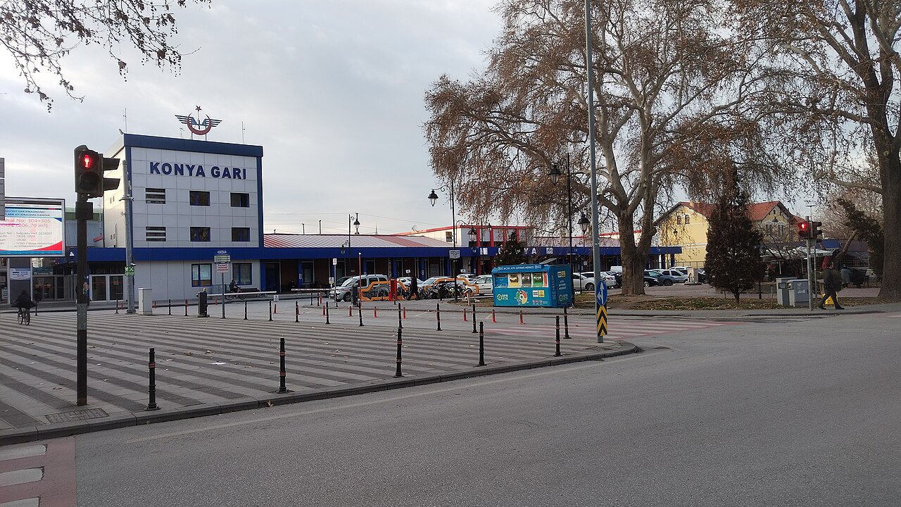 Aylar sonra açıldı: Konya’nın kalbi YHT Garı yeniden yolcularıyla buluşuyor!