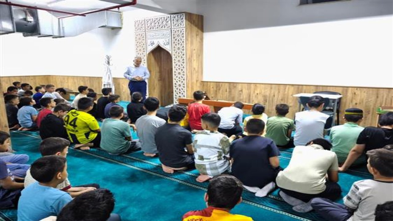 Kur’an Kursuna Sabah Namazı Ziyareti!