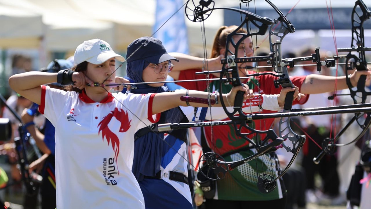 Türkiye'nin dört bir yanından geldiler! Okçular hedefi vurmak için Konya'da yarıştı