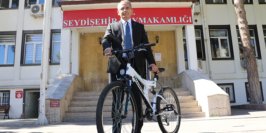 Kaymakamın Gözde Alaşım Aracı, Dikkat Çekti