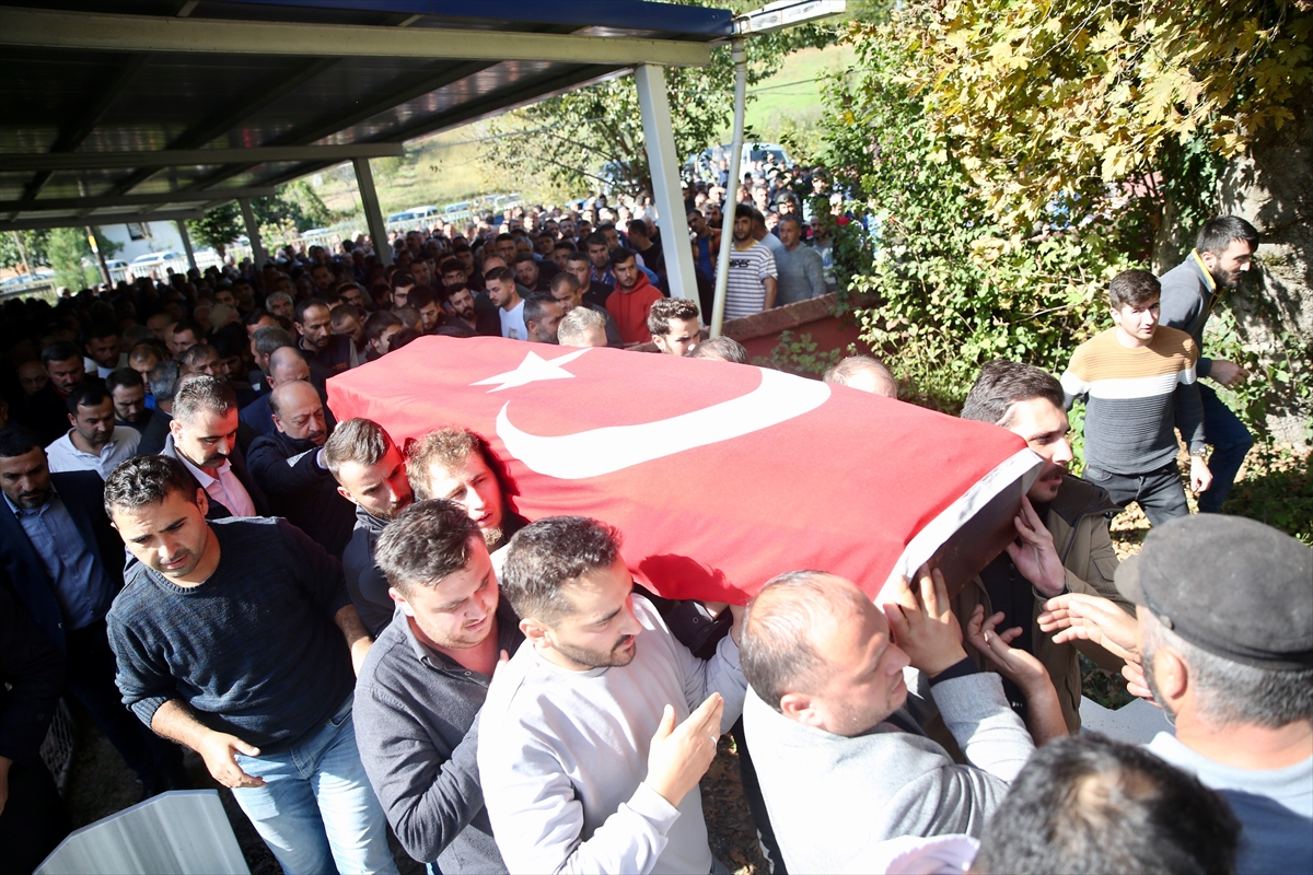 Maden Şehitleri Emrah Kaya, Emrah Kaval ve Aziz Köse Son Yolculuklarına Uğurlandı