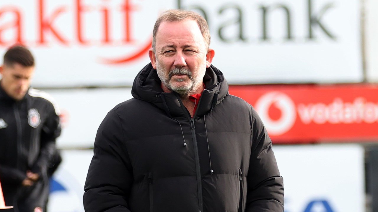 Beşiktaş'ın yeni teknik direktörü Sergen Yalçın oldu
