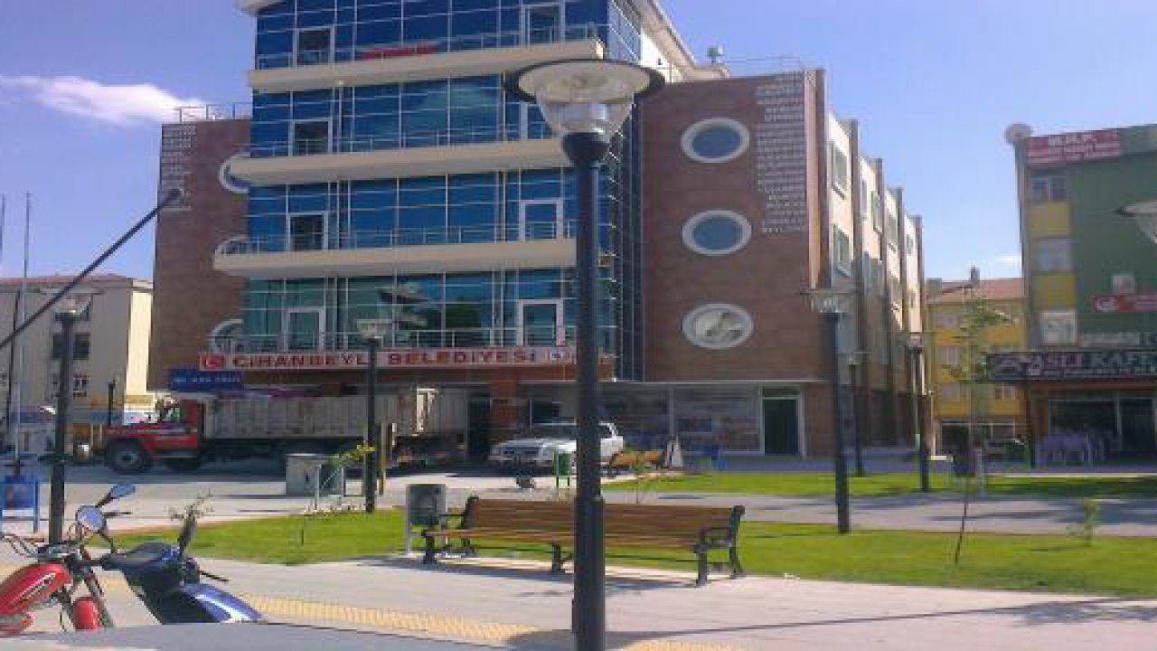 Cihanbeyli’de yeni dönem: Katlı otopark 10 yıllığına kiraya verilecek