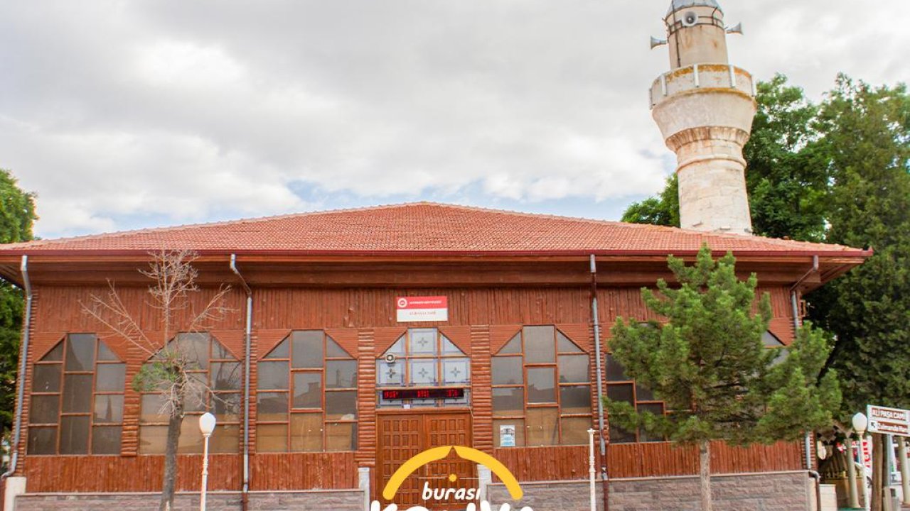 Altınekin Ali Paşa Camii: Selçuklu mirasını yansıtan ahşap destekli tarihi cami!