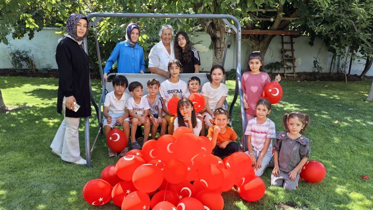 SEVGİDER'den Eğitime Destek