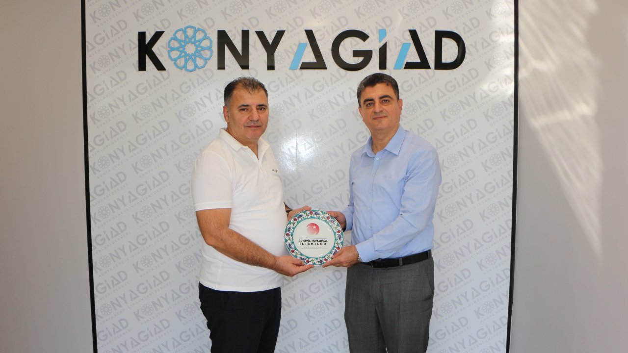 Karayazılı’dan Korkmaz’a ziyaret