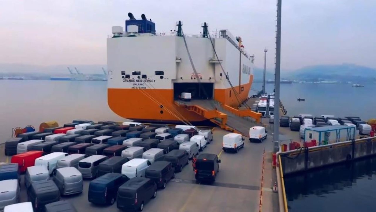 İhracatta vites yükselten sektör: Otomotiv!