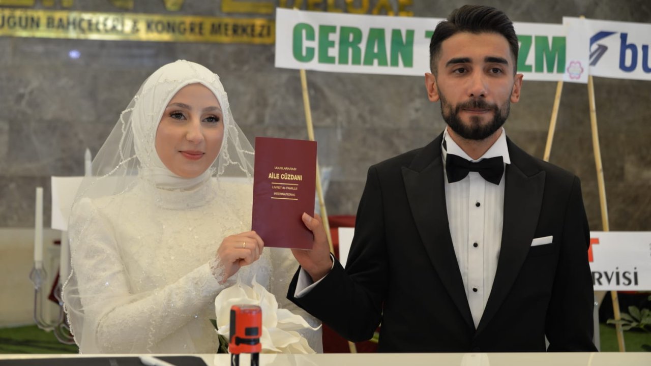 Hüseyin ile Zehra'ya mutluluklar! Yavuz ve Zirekoğlu aileleri akraba oldu