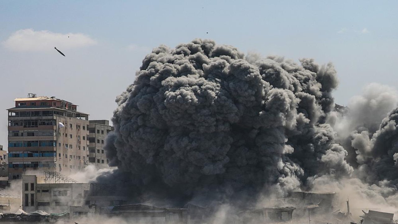 Gazze'de katliam devam ediyor!