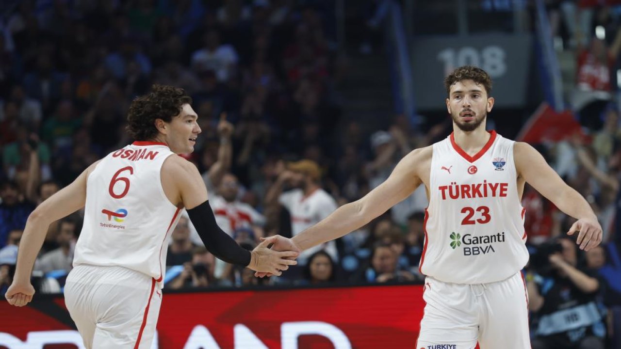 A Milli Erkek Basketbol Takımımız ikinci kez Avrupa ikincisi oldu