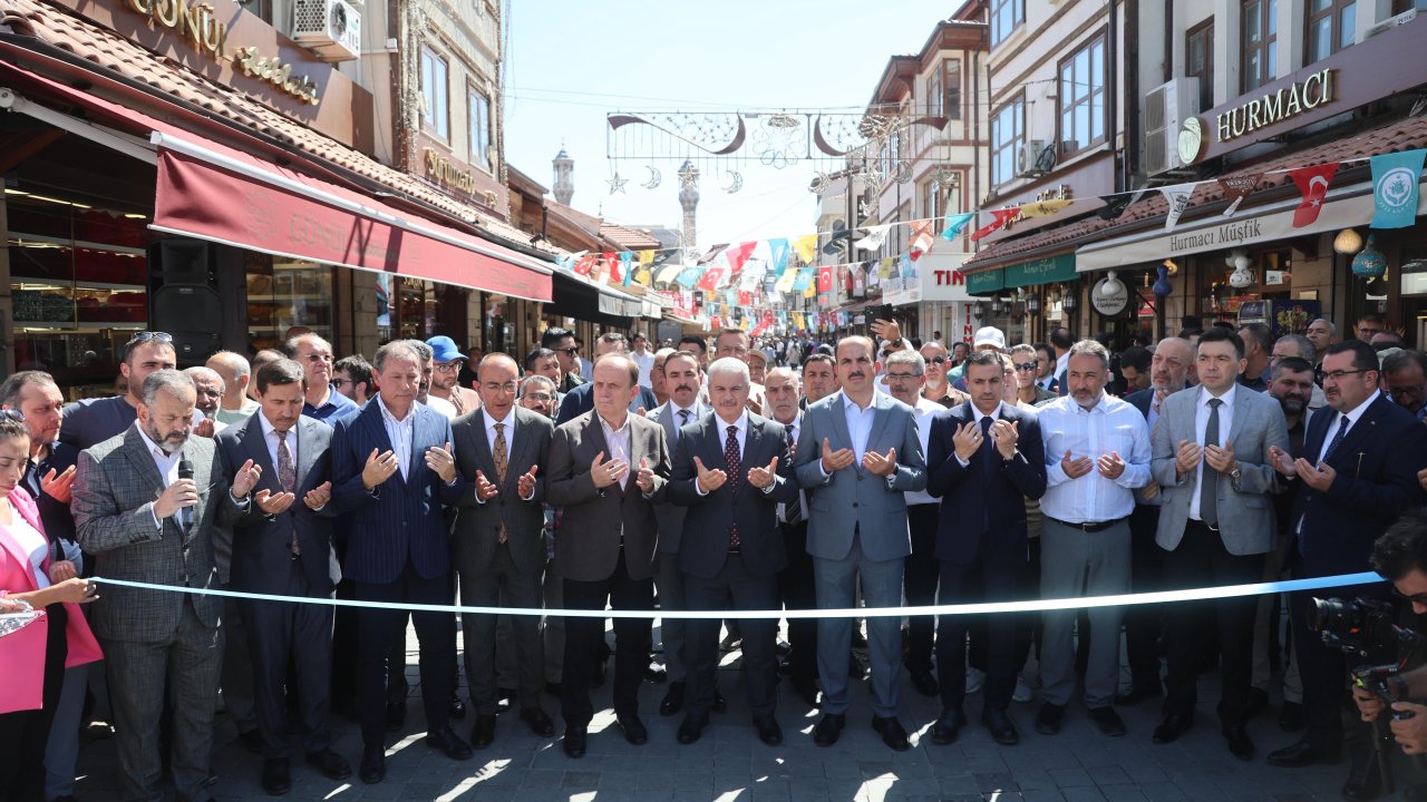 “Tarihi Bedesten Alışveriş Günleri” yoğun katılımla tamamlandı! Başkan Altay teşekkür etti