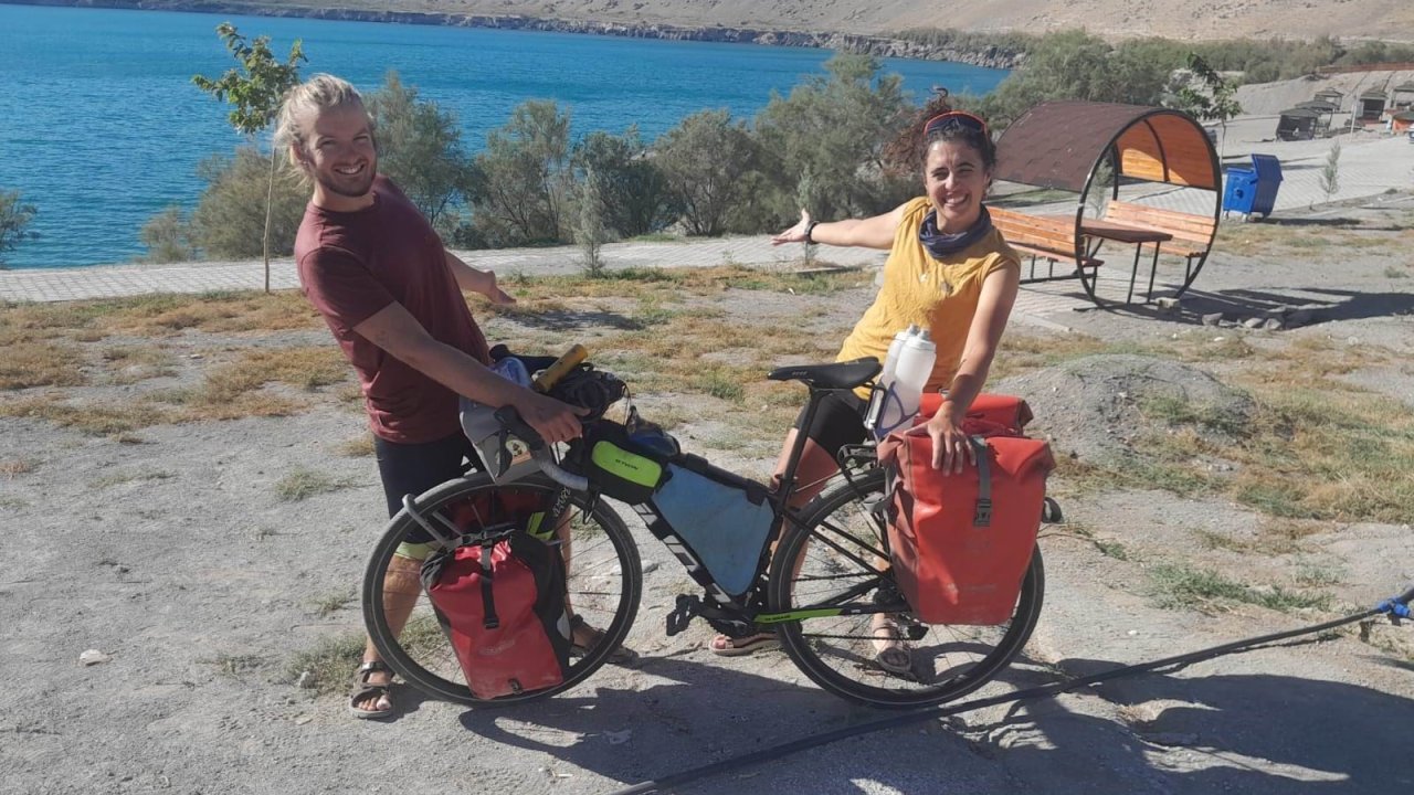 Dünya turuna çıkan Fransız çift Konya'da mola verdi
