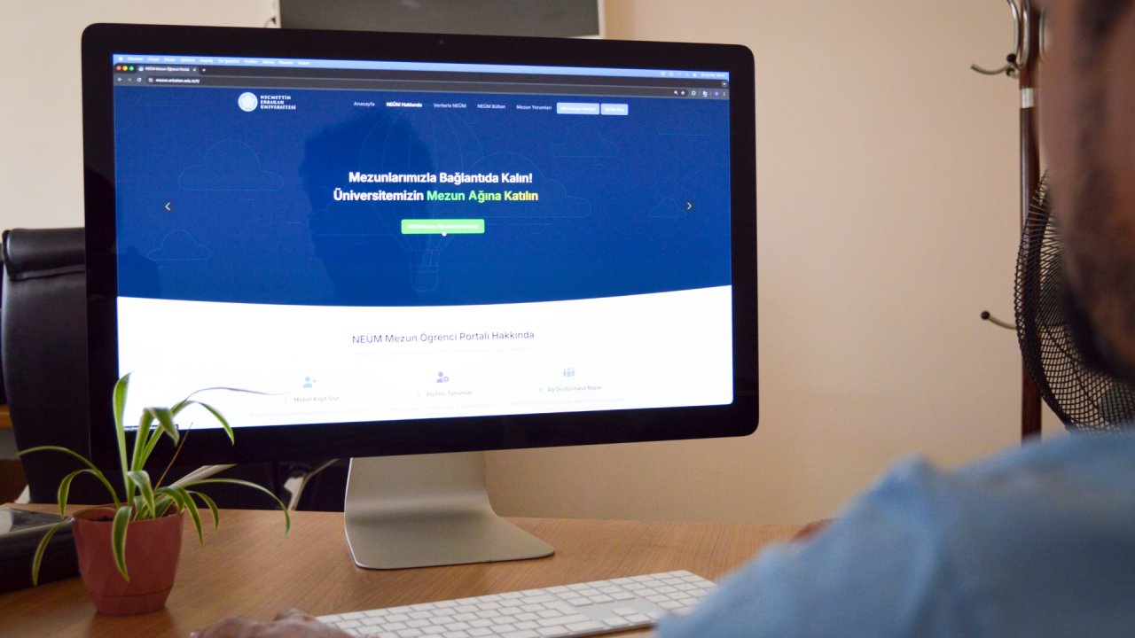 “NEÜM Mezun Öğrenci Portalı” yenilenen yüzüyle hizmete açıldı