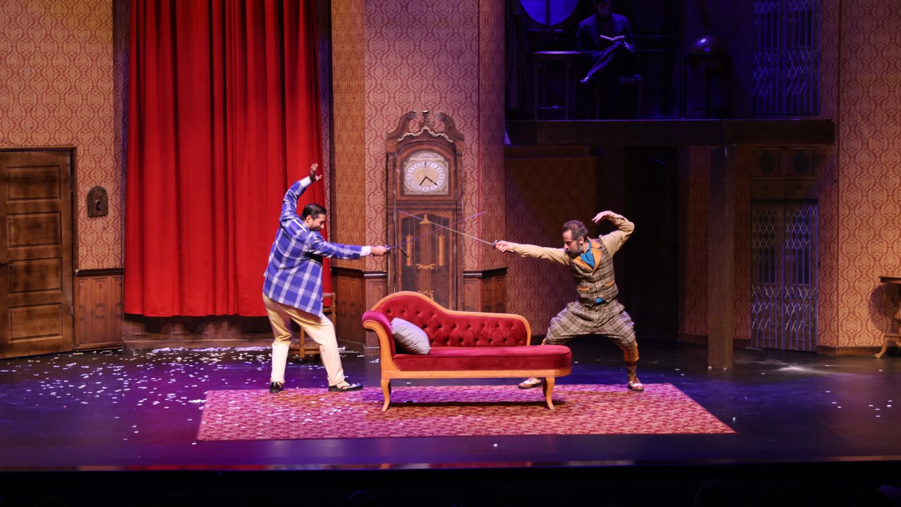 Konya’da Kasım ayında kahkaha dolu tiyatro gösterisi!