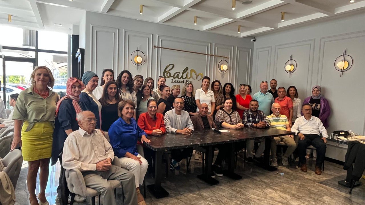 42 yıldır Türk musikisine hizmet ediyorlar: Konya Musiki Derneği yeni sezon öncesi bir araya geldi