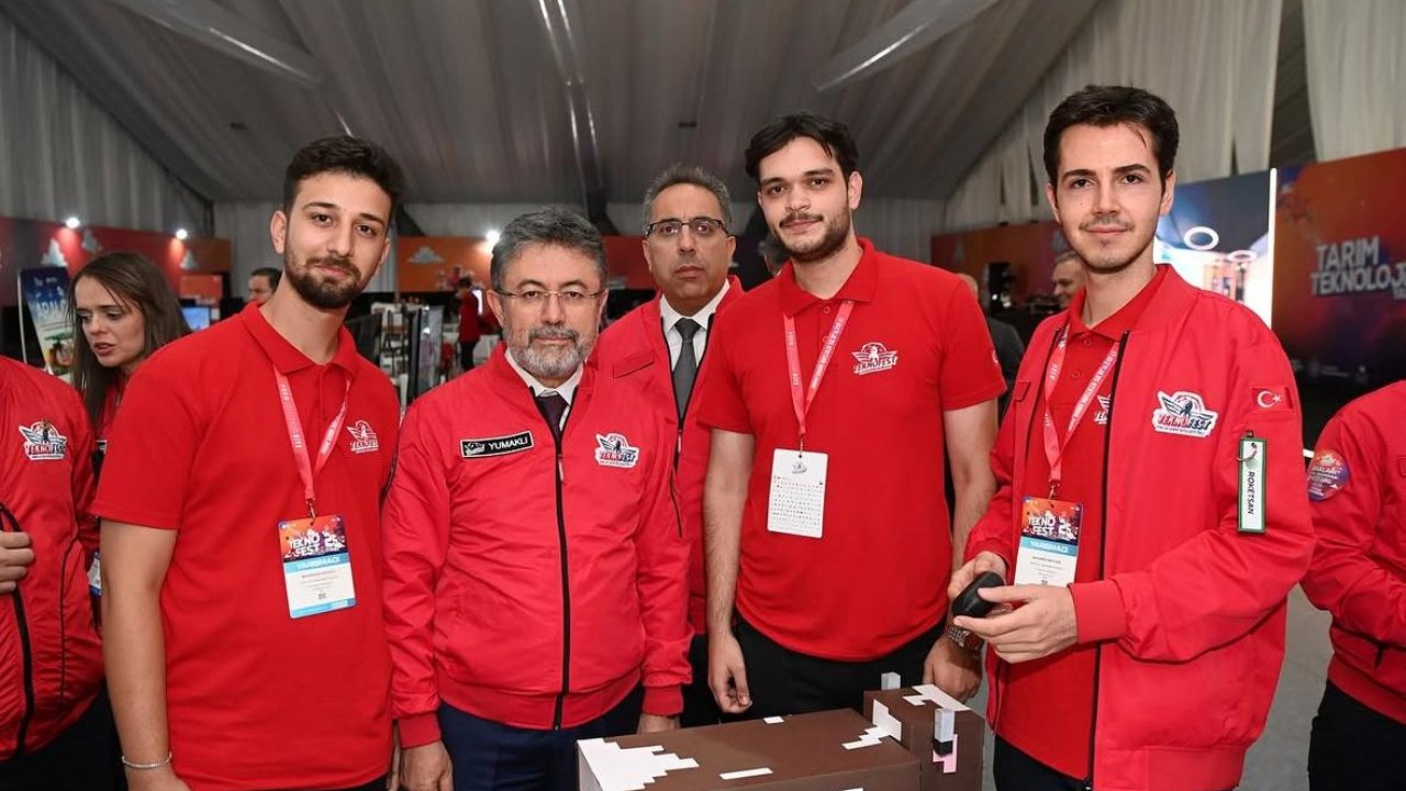 Konya Gıda ve Tarım Üniver­sitesi öğrencilerinden yoğun ilgi gören 'Akıllı Çiftlik' projesi