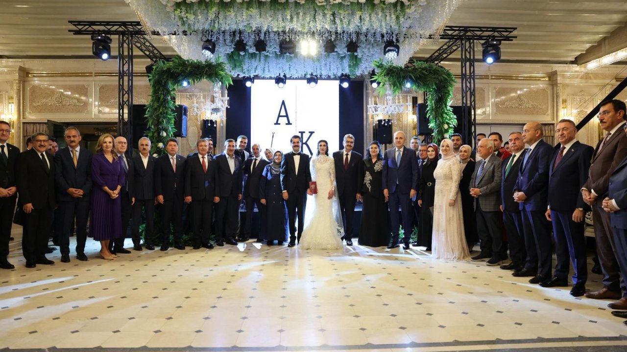 Aybüke ile Kadir'e mutluluklar! Konya Milletvekili Orhan Erdem'in mutlu günü