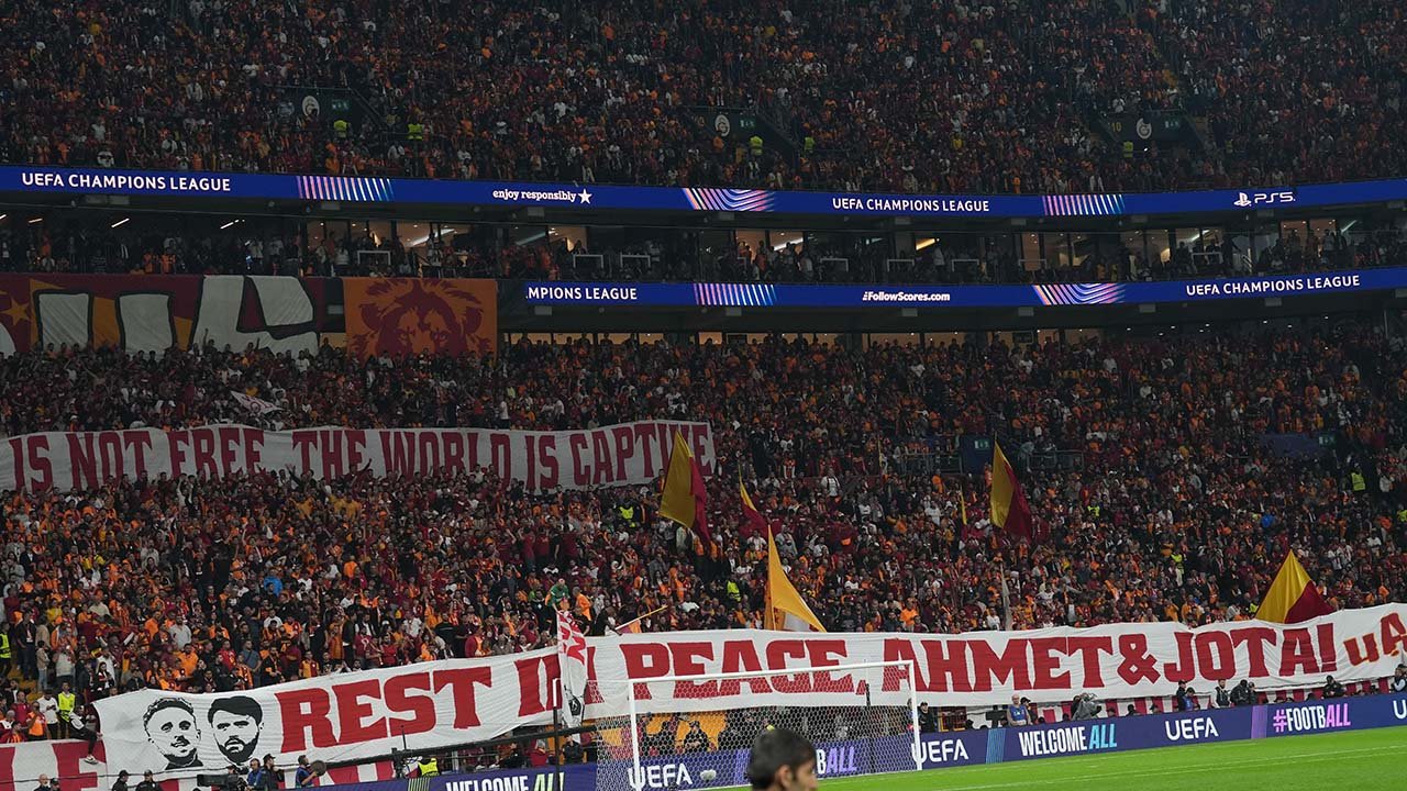 Galatasaray - Liverpool maçını 51 bin 160 taraftar takip etti