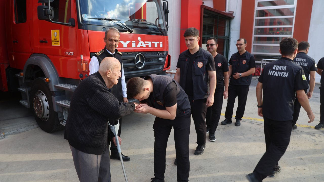 Konya İtfaiyesine usta ziyareti! Anıları tazelediler