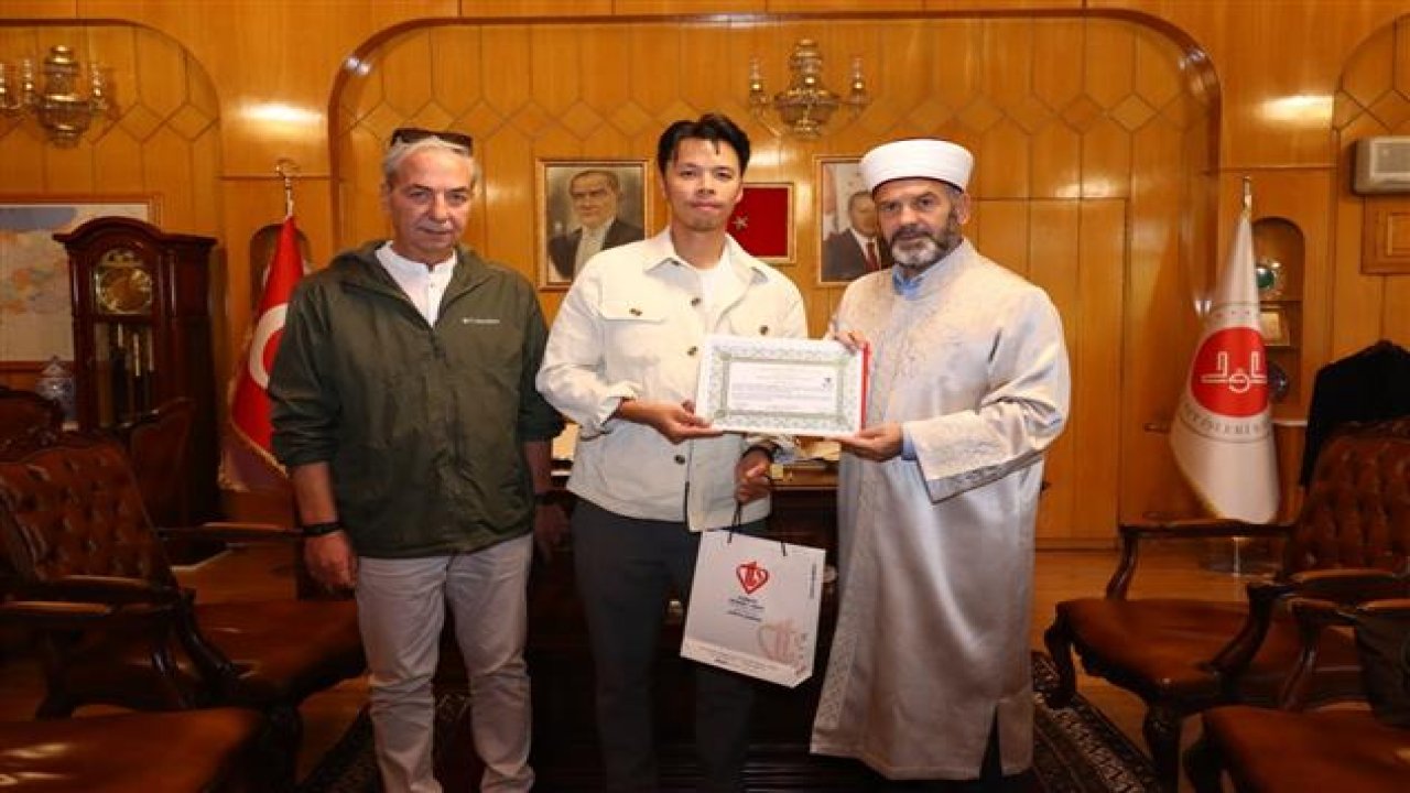 Konya'da Çin Asıllı Ken Shen İslamı seçti!