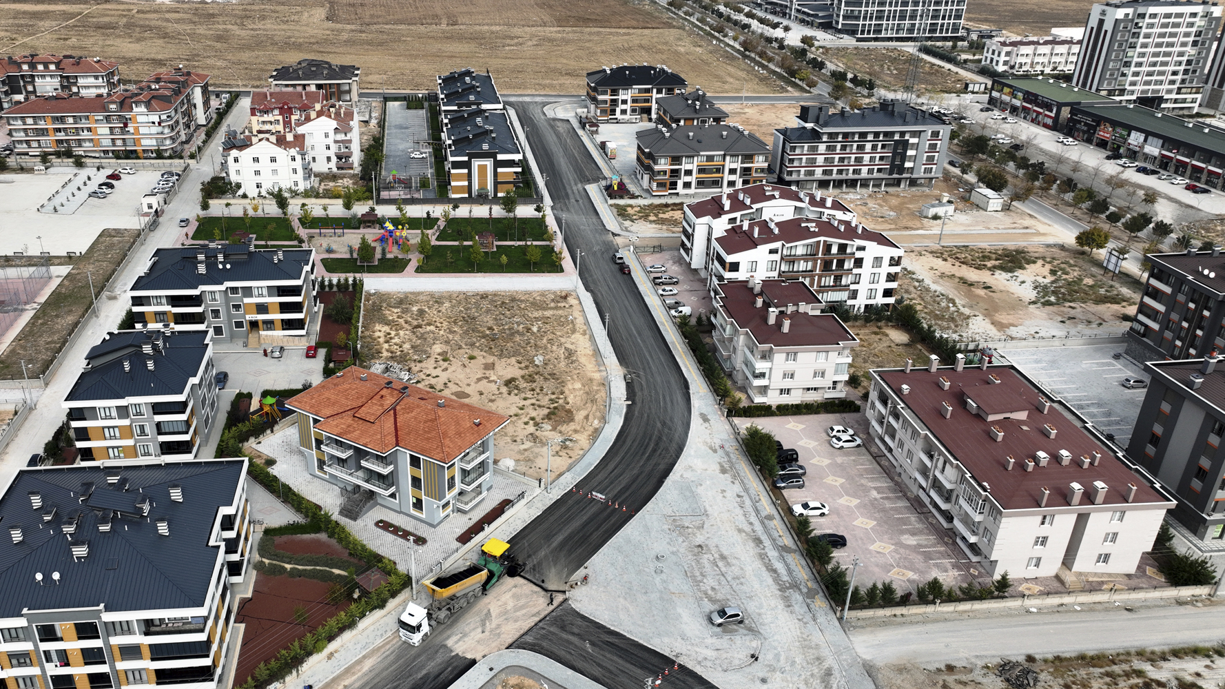 Selçuklu Belediyesi Asfalt Çalışmalarına Devam Ediyor